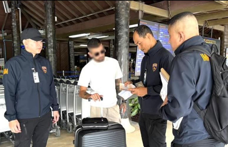 Scams, corruption, captured institutions: the « blame the farang » story hides them all, and shields an elite that clings to power because it never intends to pay for anything.